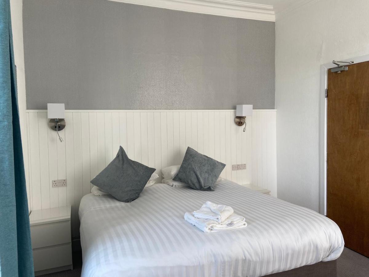 ホテル The Shelbourne (Adults Only) ランディドノー エクステリア 写真