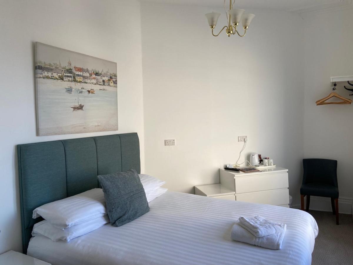 ホテル The Shelbourne (Adults Only) ランディドノー エクステリア 写真