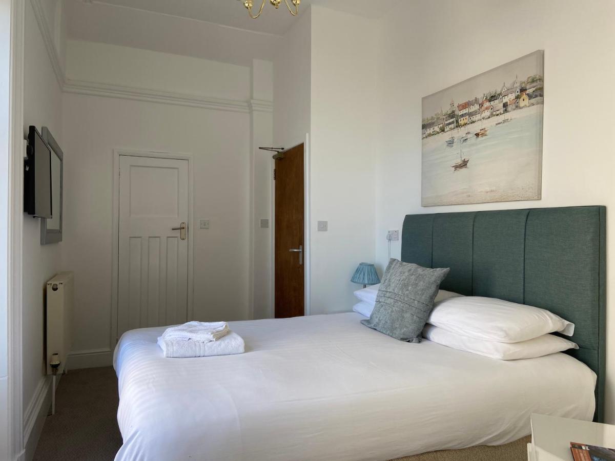 ホテル The Shelbourne (Adults Only) ランディドノー エクステリア 写真