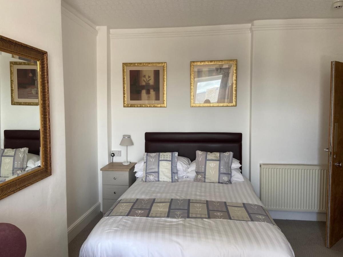 ホテル The Shelbourne (Adults Only) ランディドノー エクステリア 写真