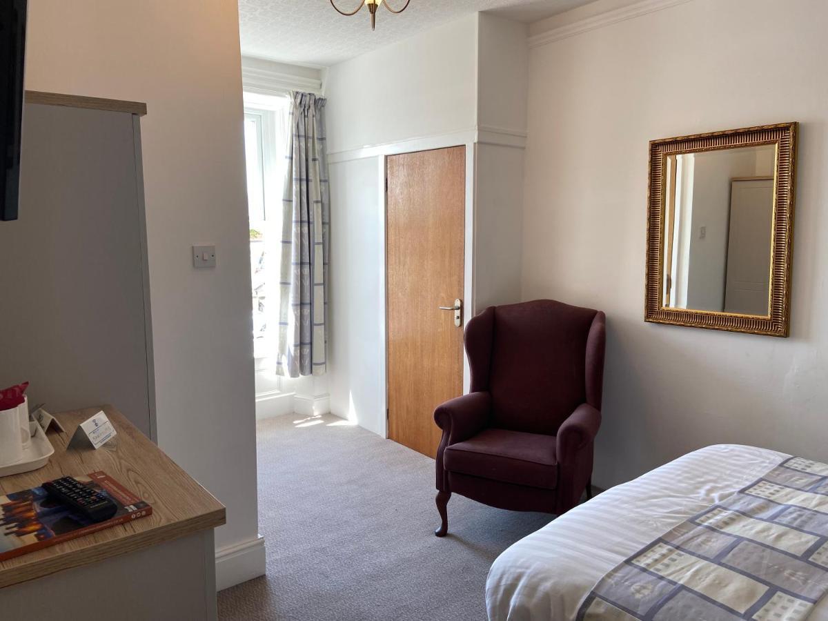 ホテル The Shelbourne (Adults Only) ランディドノー エクステリア 写真