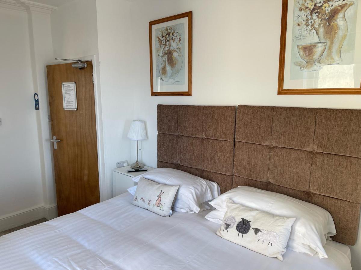 ホテル The Shelbourne (Adults Only) ランディドノー エクステリア 写真