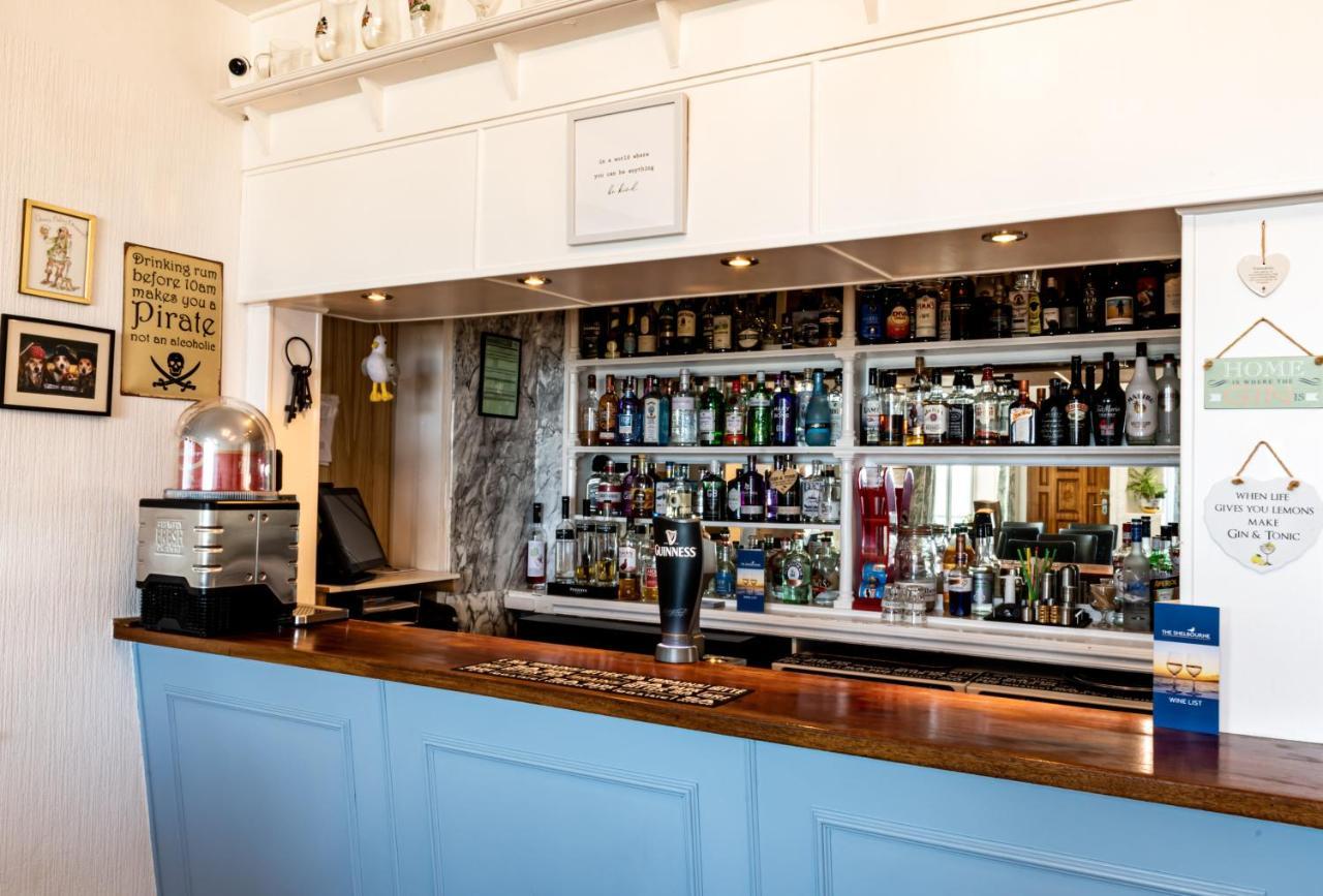 ホテル The Shelbourne (Adults Only) ランディドノー エクステリア 写真